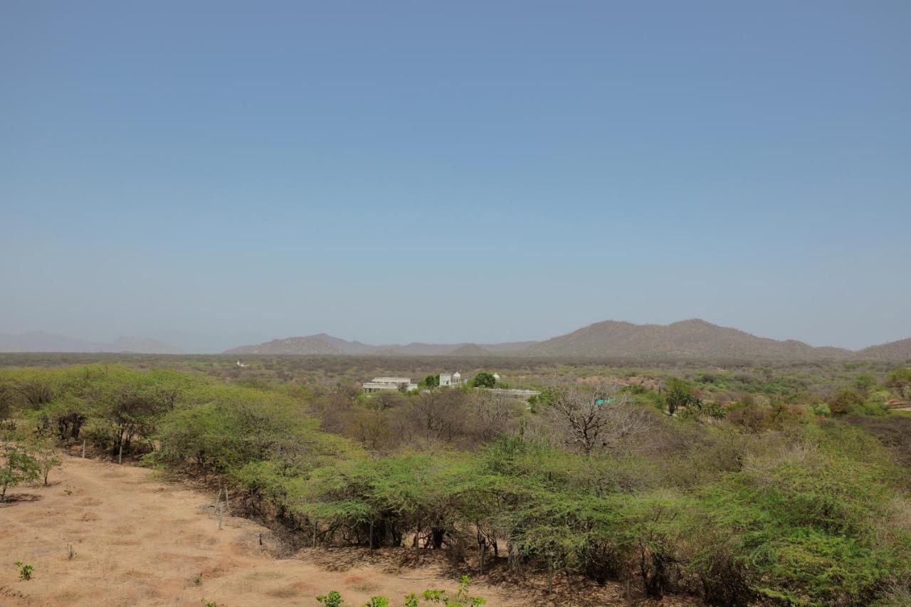 Hotel Club Heaven Palanpur Exterior foto